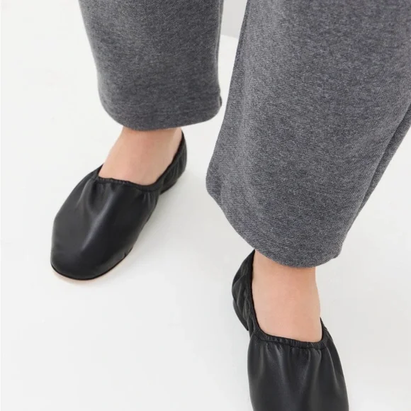 Jamie Haller The Elastic Slipper - Picture 4 of 12